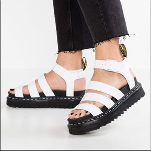 DR. MARTENS BLAIRE PLATFORM SANDALS
